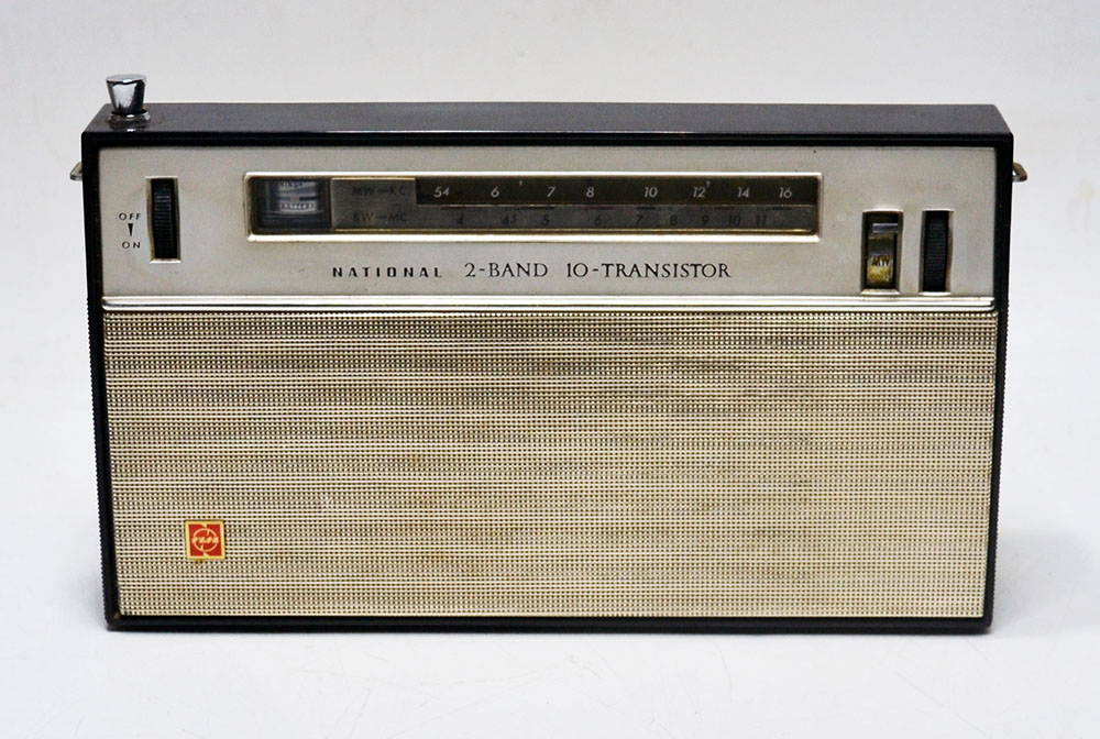 National MODEL T-63 MW/SW 2BAND RADIO