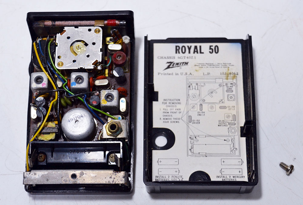 SZENITH@ROYAL 50CK AM RADIO