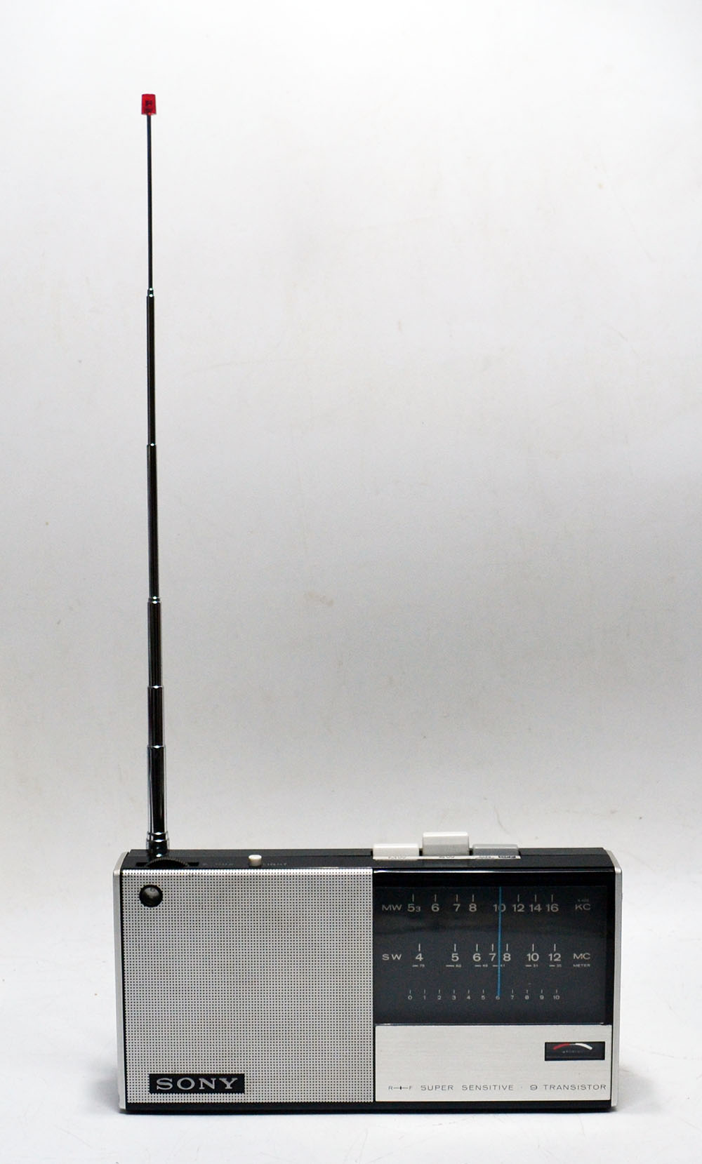 SONY MODEL 5R-93 MW/SW 2BAND RADIO