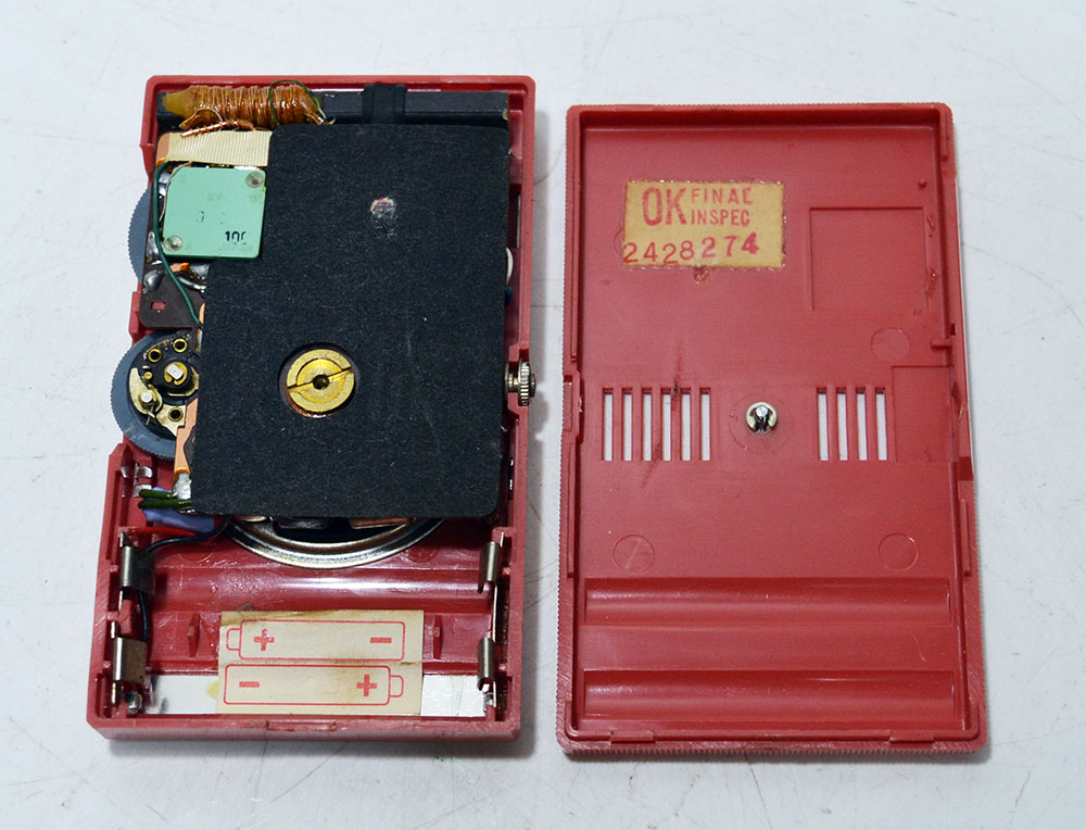 STANDARD SR-F415 AM RADIO