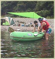 ��J�����Q�̃{�[�g�ɖ������悹����i�b�̐}